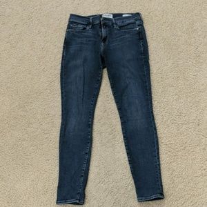 Frame Jeans Le Skinny de Jeanne SZ 28